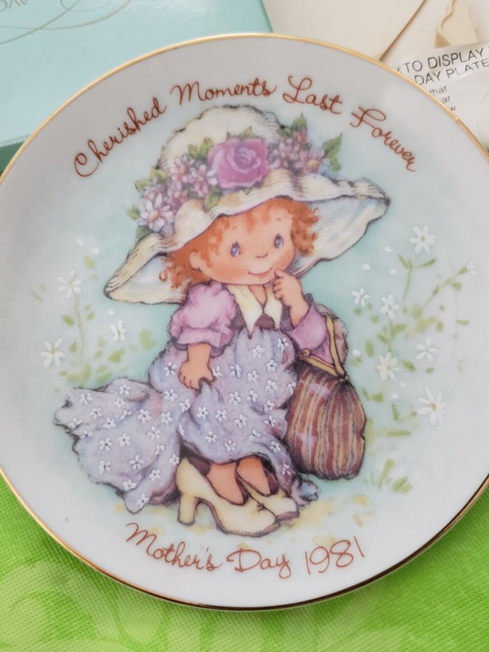 Vintage Avon Mother's Day Plate 1981 Cherished Moments With Box - Picture 5 of 5